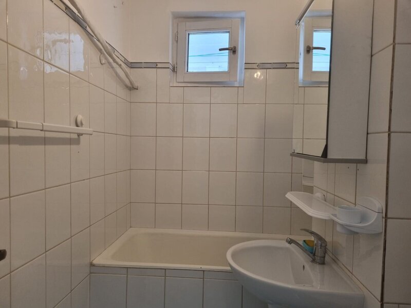 Dristor, metrou, apartament 2 camere,